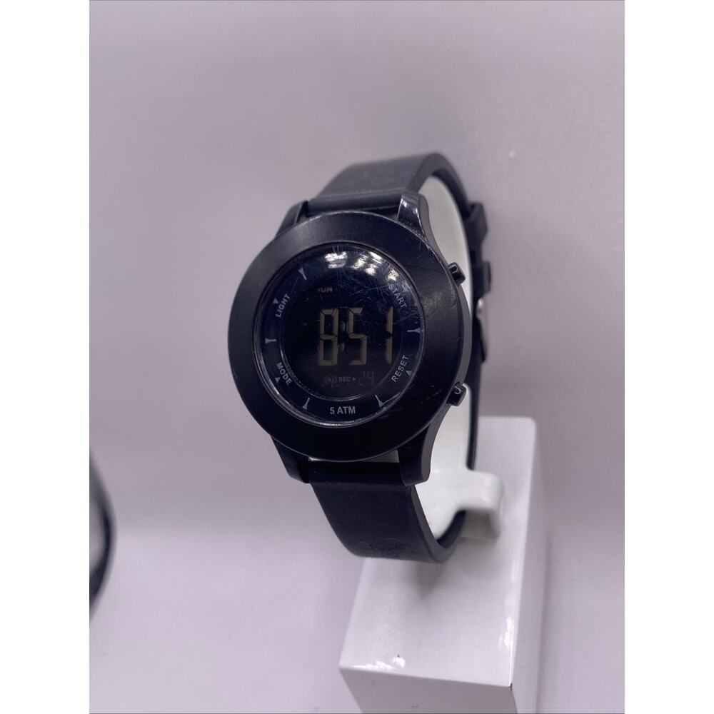 Sketchers Unisex Black Digital Watch New Battery - Picture 2 of 4